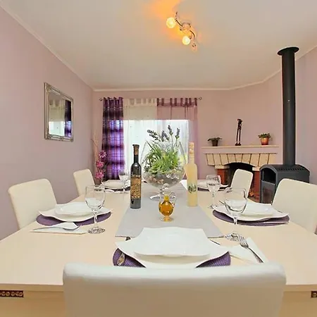 Holiday With Pool Rozita Апартаменты Вела-Лука