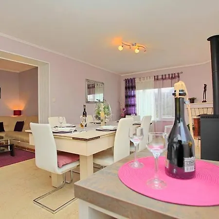 Holiday With Pool Rozita Appartement