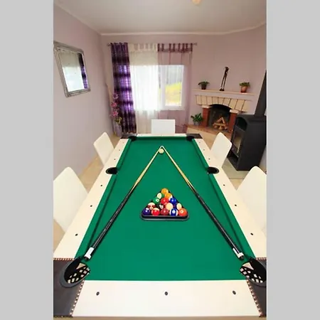 Appartement Holiday With Pool Rozita *